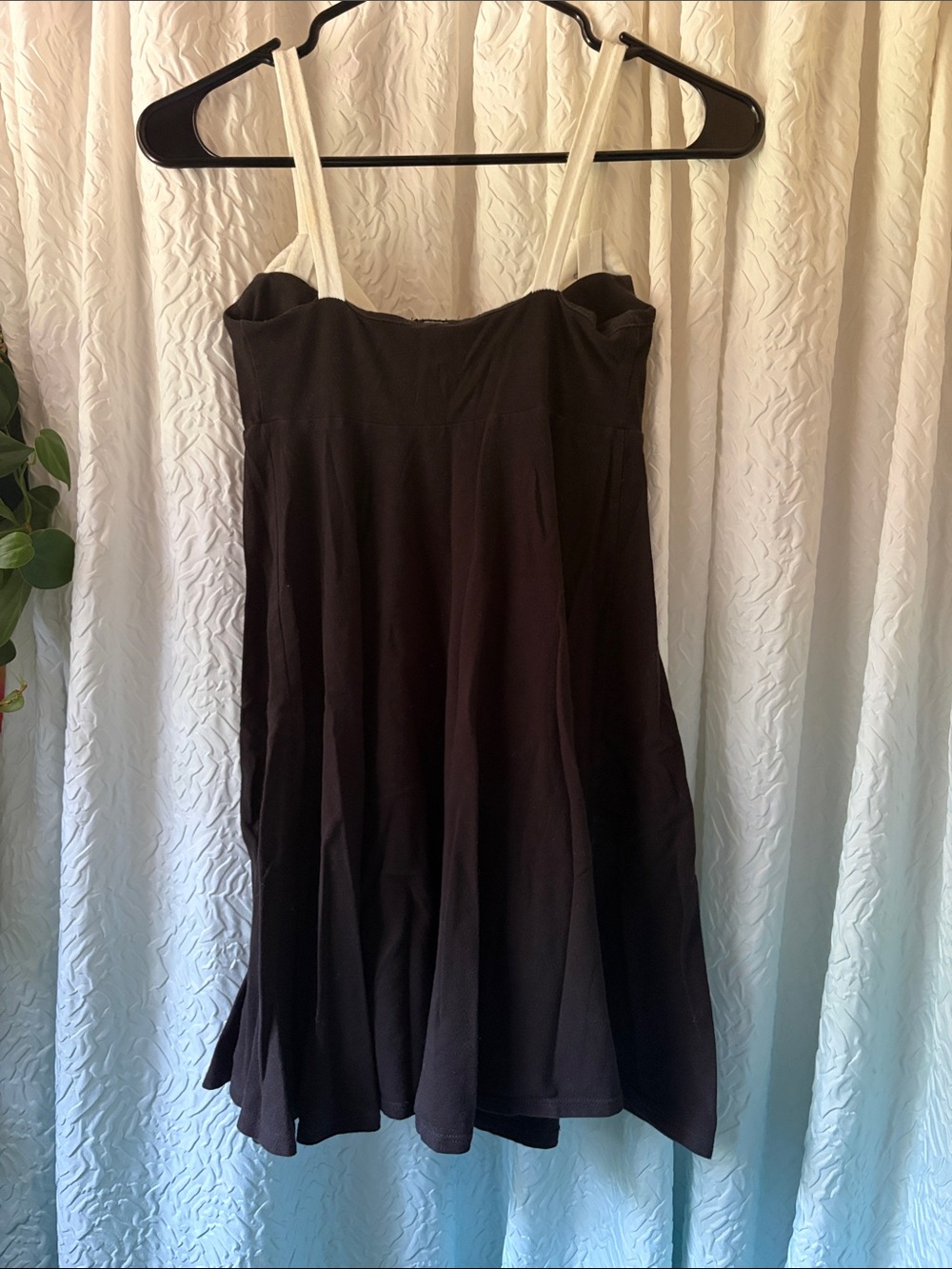 Moda International Black and White Tie-Front Sundress - Picture 3 of 3